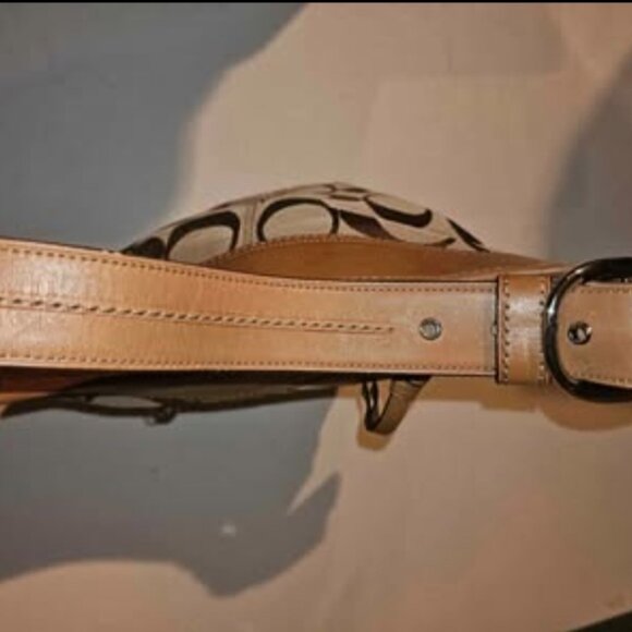 Coach Purse - Picture 5 of 8